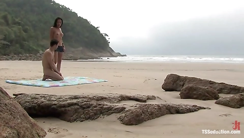 Busty shemale goes on location to get some boner in return