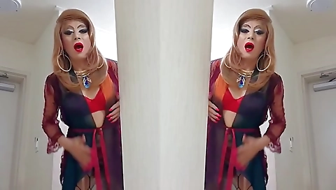 sissy girl niclo sexy heavy makeup after masturbation
