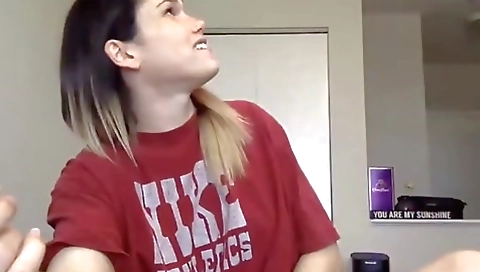 Shemale amateur blowjob on cam and moaning from pleasure