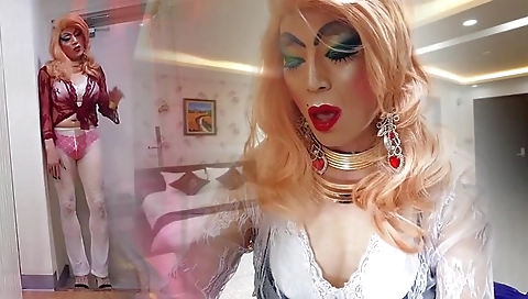 sissy niclo sexy makeup girl smoking masturbation3